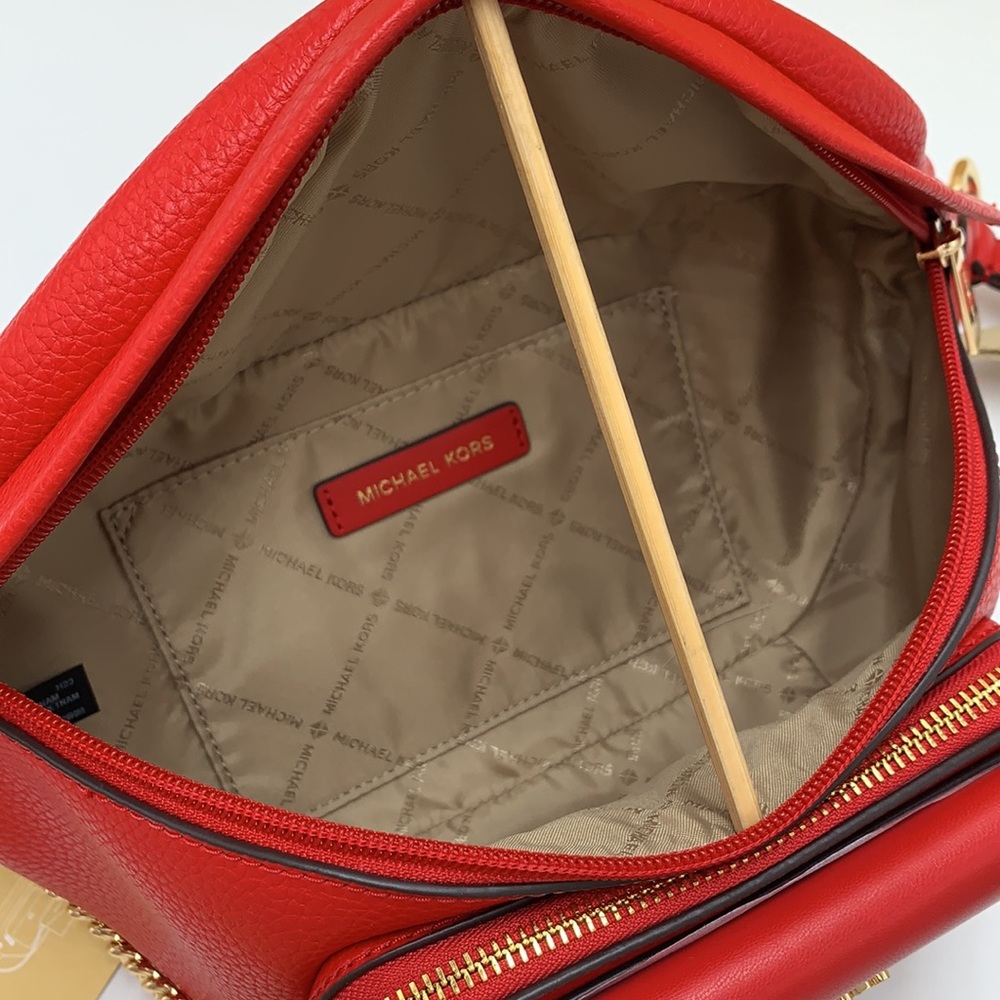 MICHAEL KORS
Maisie Large Pebbled Leather 2-in-1 Waistpack Fannypack Crossbody - Picture 14 of 16